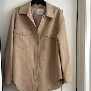 Wilfred Aritzia Beige Shirt Jacket